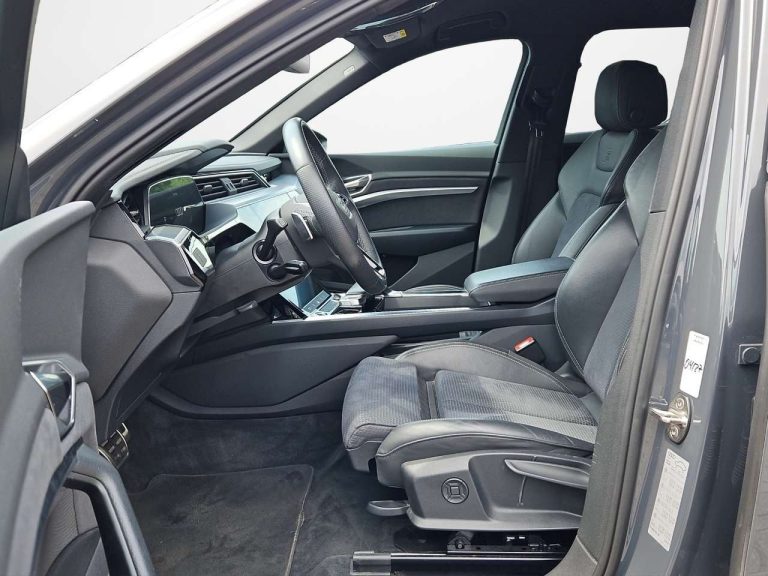 Audi Q8 50 e-tron quattro advanced S line - photo 8
