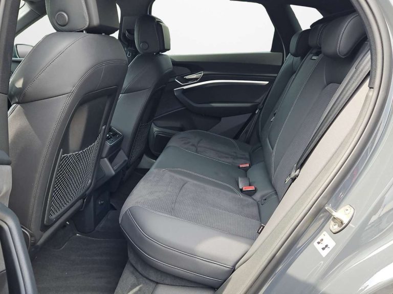 Audi Q8 50 e-tron quattro advanced S line - photo 9
