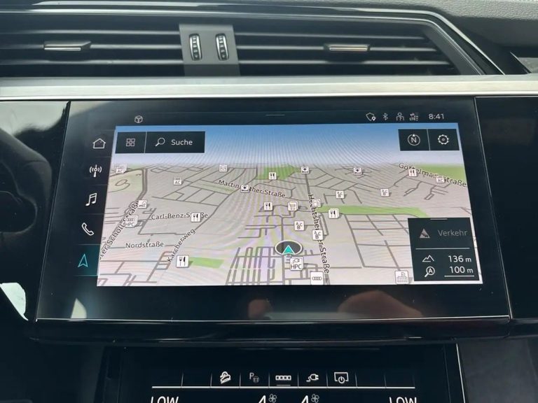 Audi Q8 e-tron 50 quattro S line - photo 10