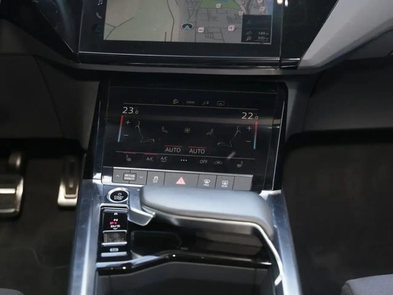 Audi Q8 e-tron 50 quattro S line - photo 14