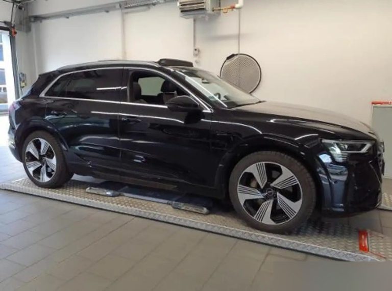 Audi Q8 e-tron 50 quattro S line - photo 3