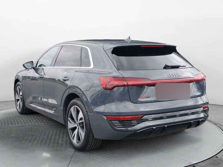 Audi Q8 e-tron 50 quattro S line - photo 4