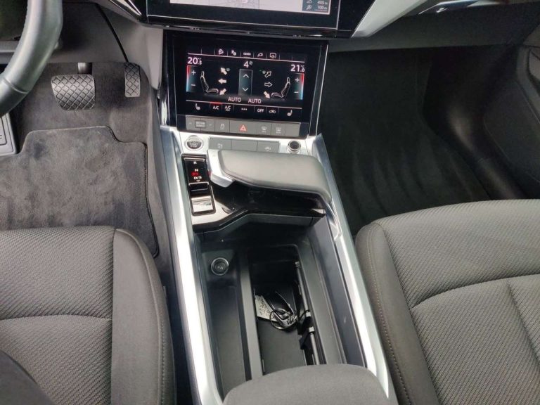 Audi Q8 e-tron 50 quattro S line - photo 7