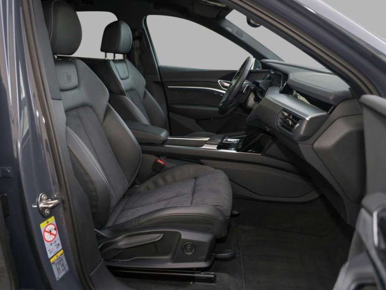 Audi Q8 e-tron 50 quattro S line - photo 8