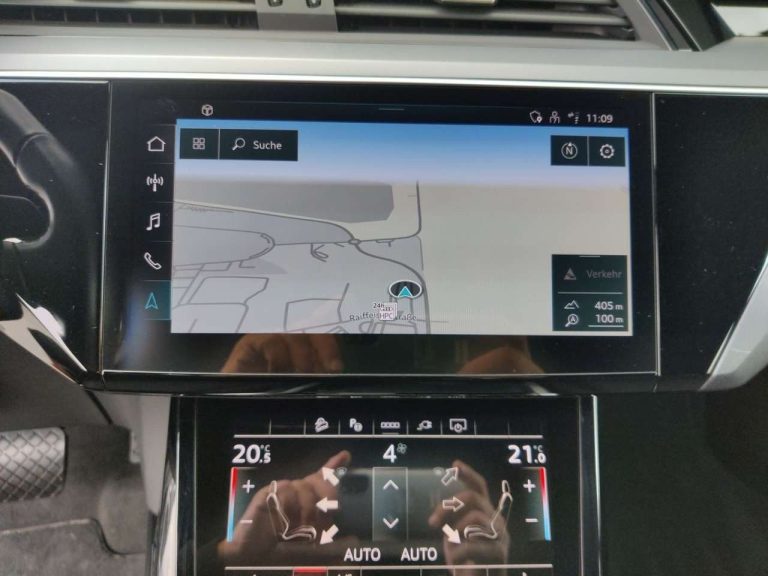 Audi Q8 e-tron 50 quattro S line - photo 8