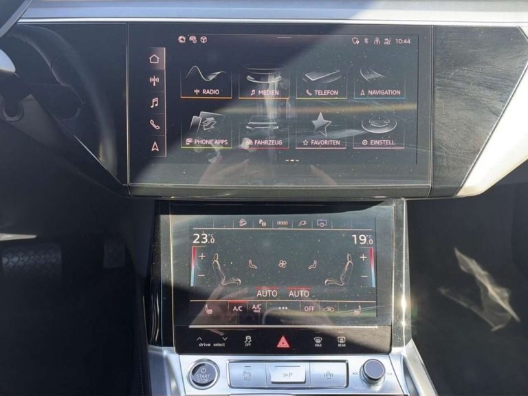 Audi Q8 e-tron Sportback 50 e-tron quattro S line - photo 13
