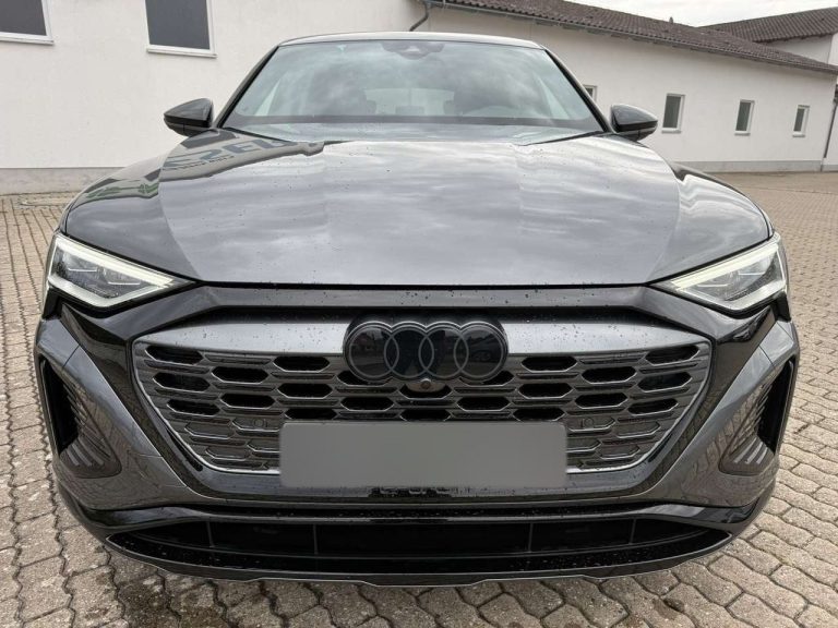 Audi Q8 e-tron 50 e-tron quattro S line - photo 7