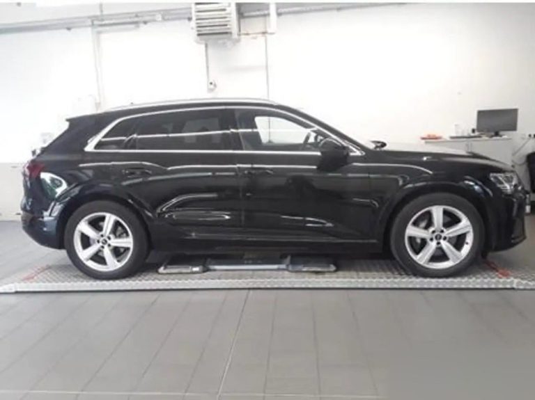 Audi Q8 e-tron 50 S line - photo 3