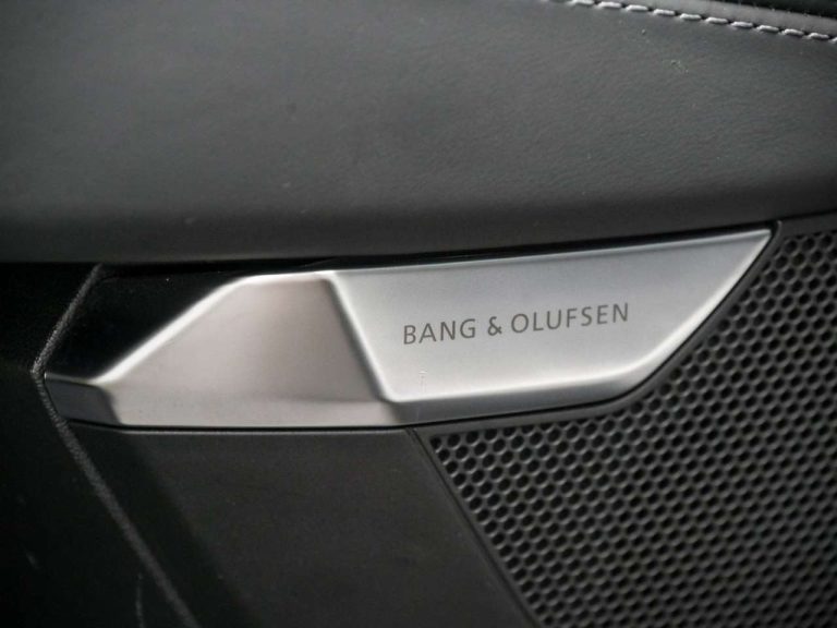 Audi RS e-tron GT quattro - photo 13
