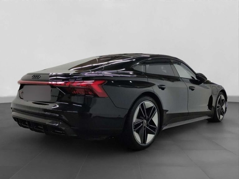 Audi RS e-tron GT quattro - photo 2