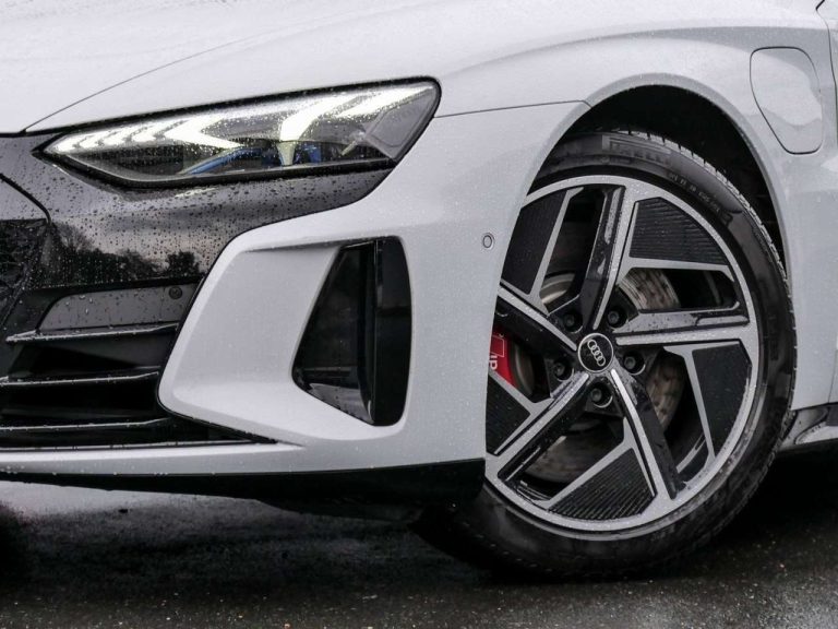 Audi RS e-tron GT quattro - photo 3