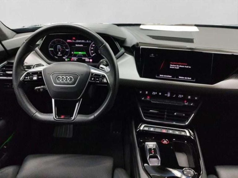 Audi RS e-tron GT quattro - photo 4