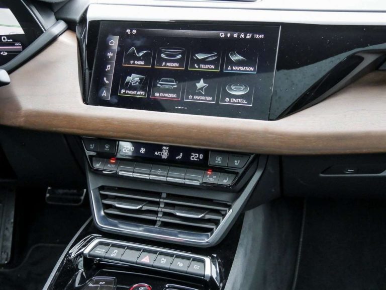 Audi RS e-tron GT quattro - photo 6