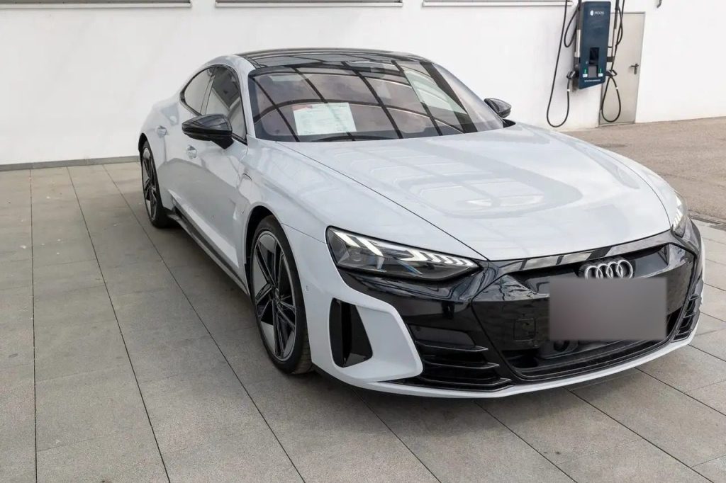 Audi RS e-tron GT quattro