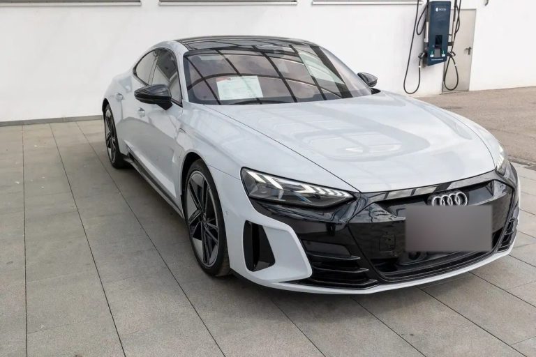 Audi RS e-tron GT quattro