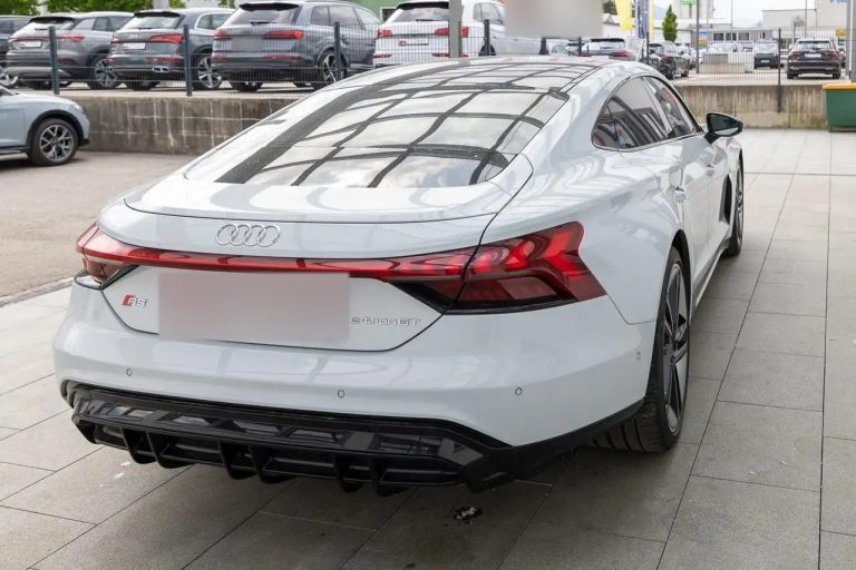 Audi RS e-tron GT quattro - photo 3