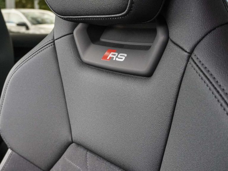 Audi RS e-tron GT quattro - photo 12