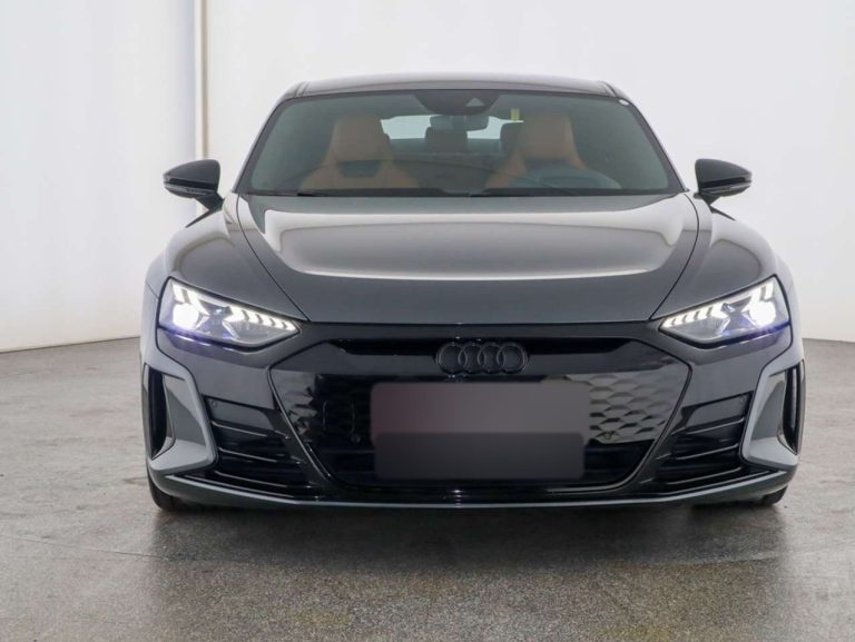 Audi RS e-tron GT quattro - photo 4