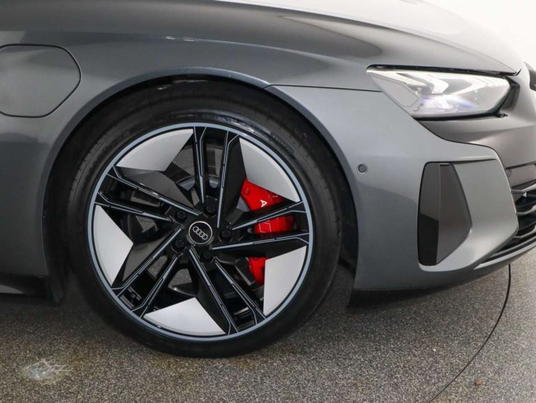 Audi RS e-tron GT quattro - photo 6