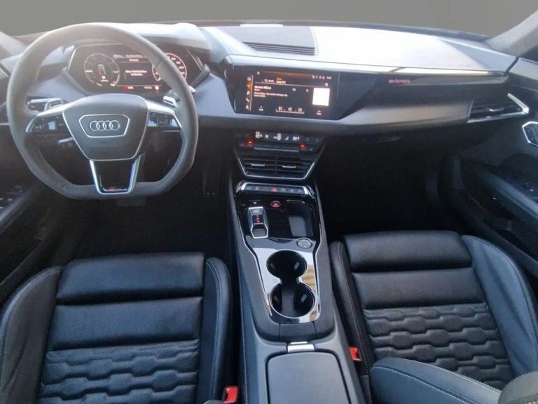 Audi RS e-tron GT quattro - photo 7