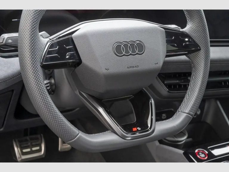 Audi S6 e-tron Avant quattro edition one - photo 15