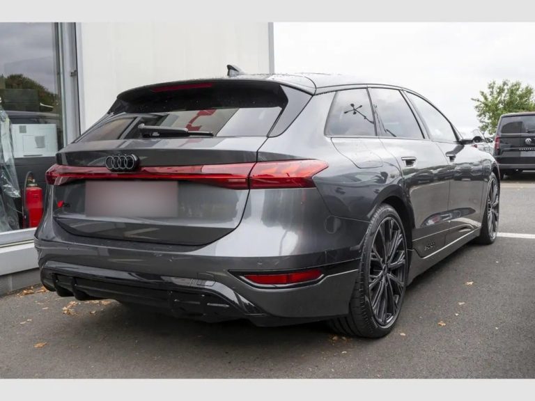 Audi S6 e-tron Avant quattro edition one - photo 2