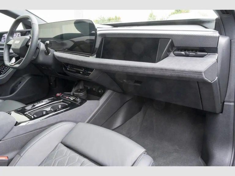 Audi S6 e-tron Avant quattro edition one - photo 7
