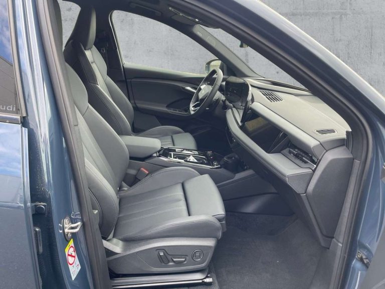 Audi SQ6 e-tron quattro - photo 11