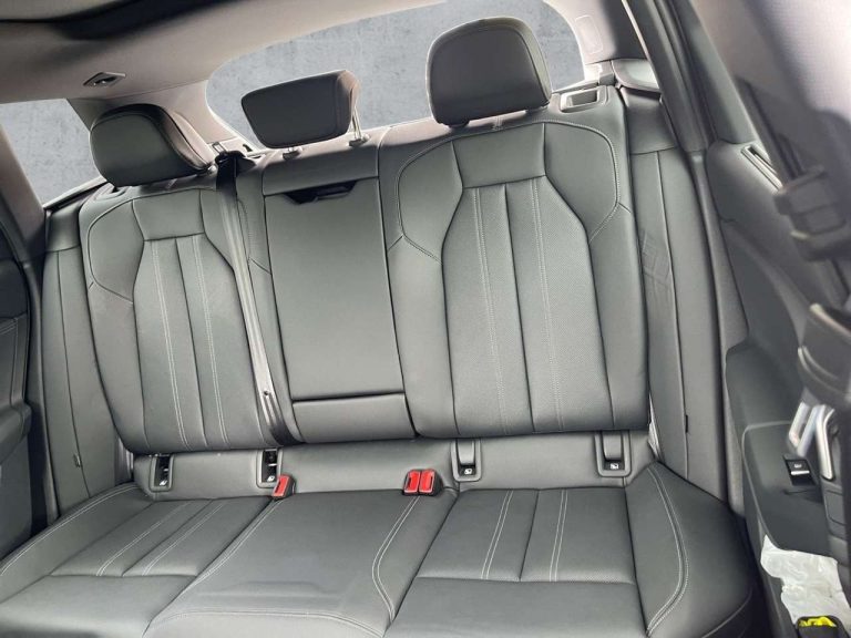 Audi SQ6 e-tron quattro - photo 12