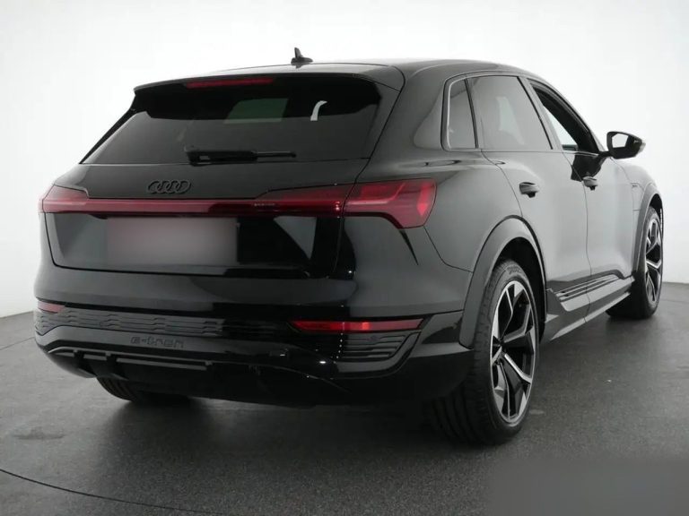 Audi SQ8 e-tron - photo 2