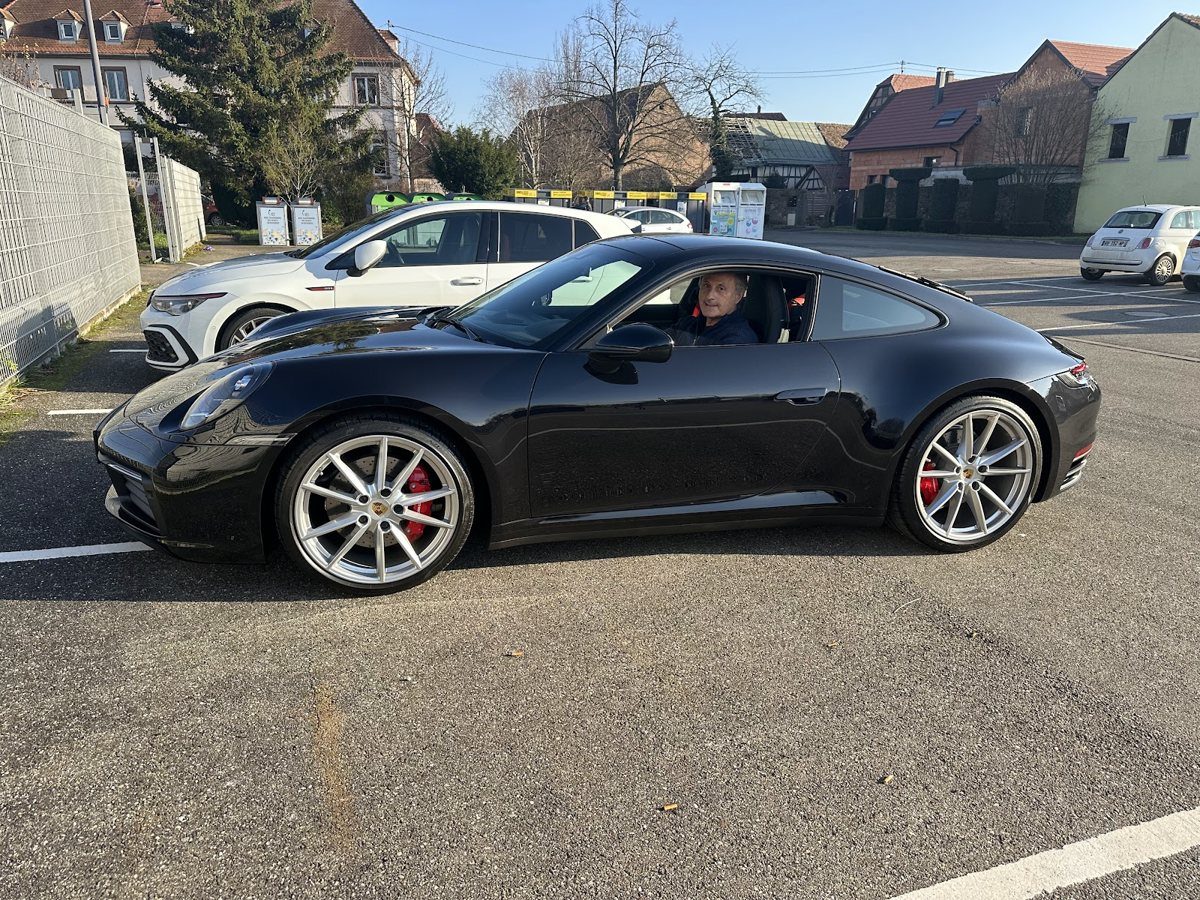 Porsche 911 livrée par MP AUTOMOBILES à Samson D.
