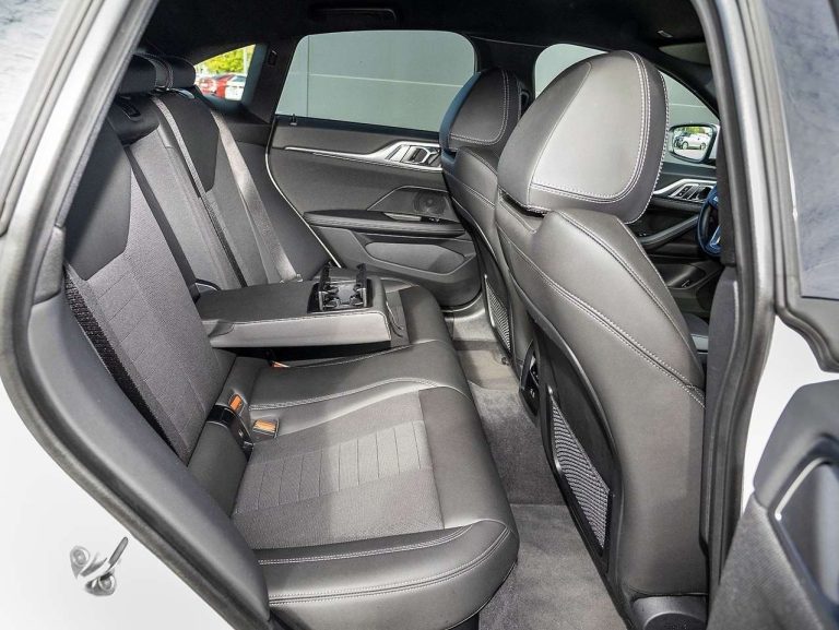 BMW i4 eDrive35 - photo 12