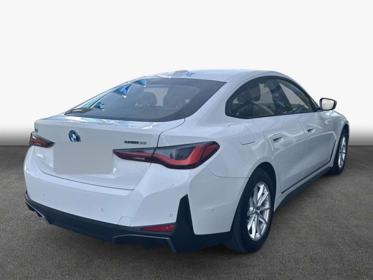 BMW i4 eDrive35 - photo 2