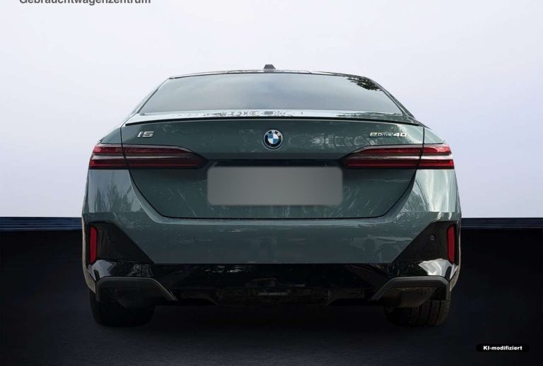 BMW i5 eDrive40 - photo 5