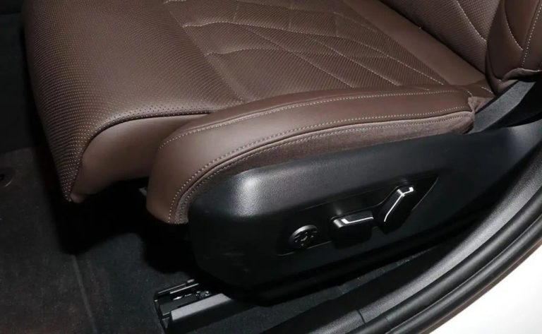 BMW i5 eDrive40 Touring - photo 10