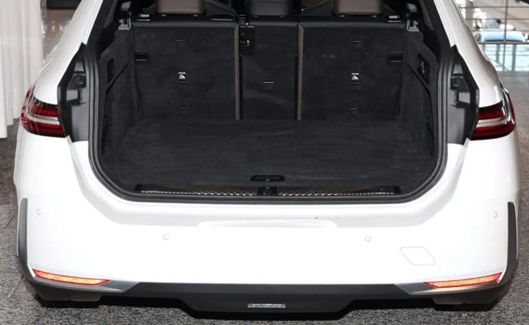 BMW i5 eDrive40 Touring - photo 12