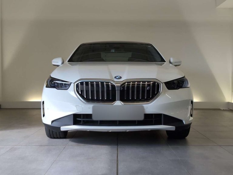 BMW i5 eDrive40 - photo 3