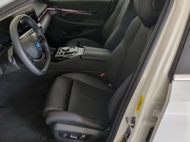 BMW i5 eDrive40 - photo 5