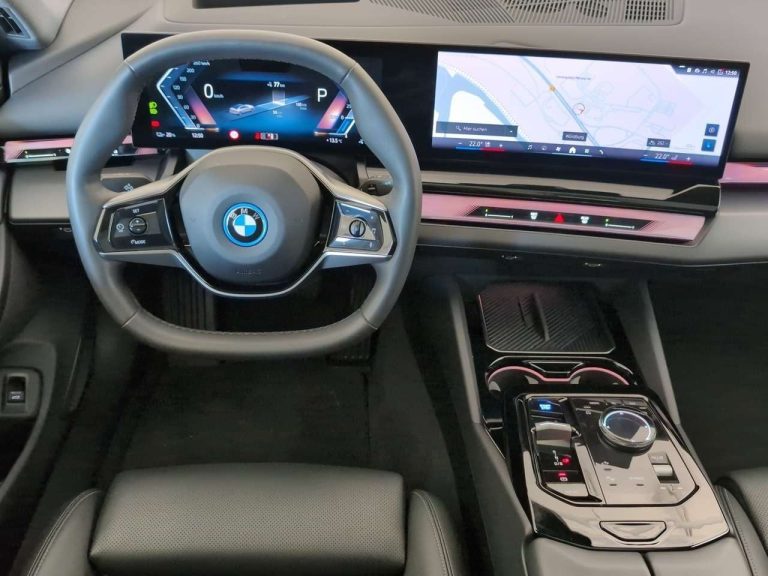 BMW i5 eDrive40 - photo 9