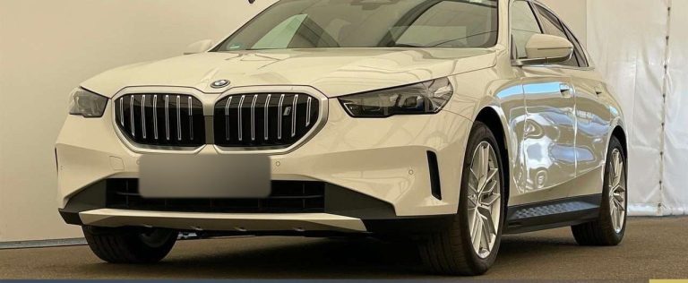 BMW i5 eDrive40