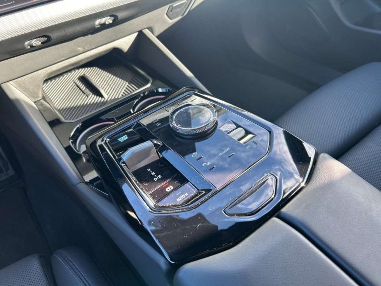BMW i5 eDrive40 M Sport - photo 10