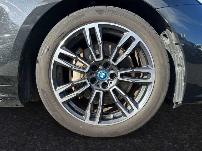 BMW i5 eDrive40 M Sport - photo 6