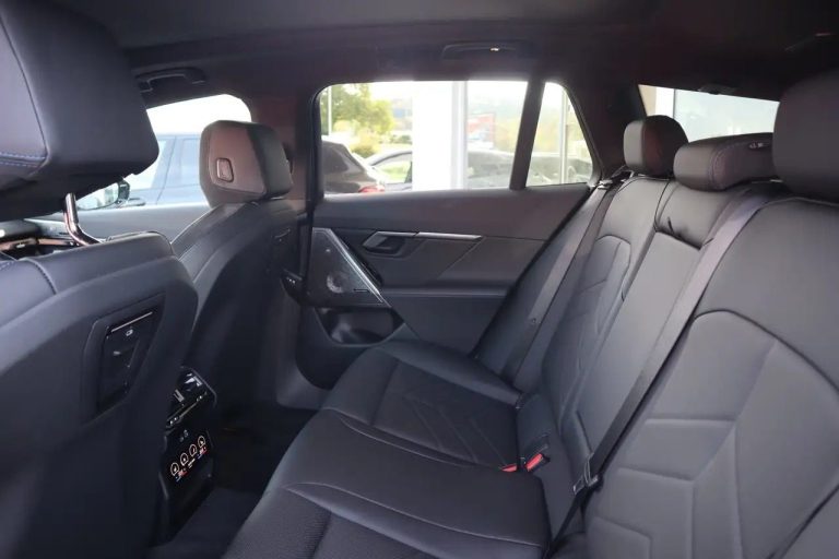 BMW i5 eDrive40 Touring M Sport - photo 6