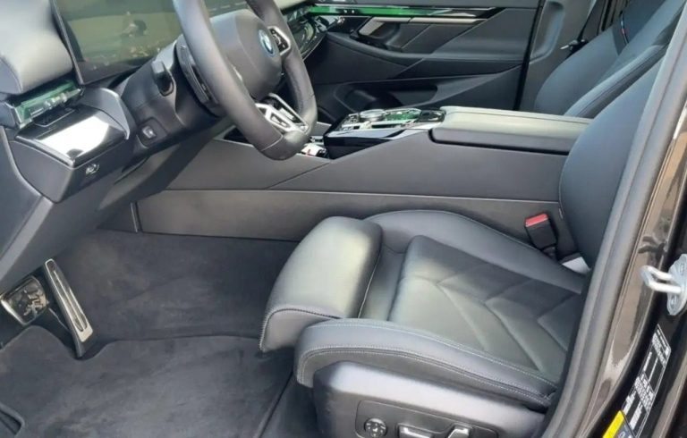 BMW i5 eDrive40 Touring M Sport - photo 7