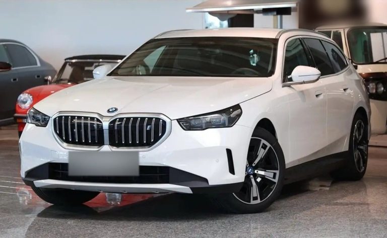 BMW i5 eDrive40 Touring