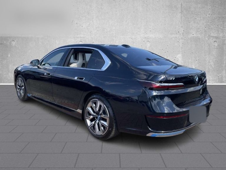 BMW i7 xDrive60 - photo 5