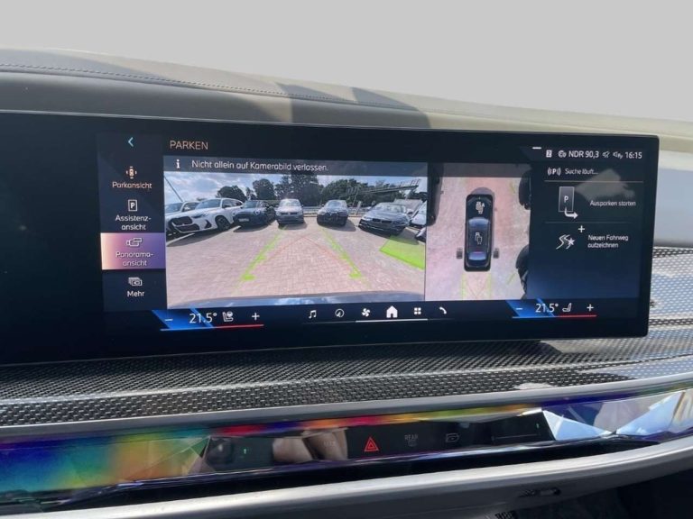 BMW i7 xDrive60 - photo 9