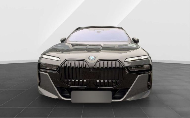 BMW i7 xDrive60 M Sport - photo 2