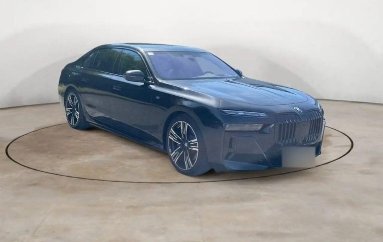 BMW i7 xDrive60 M Sport - photo 4