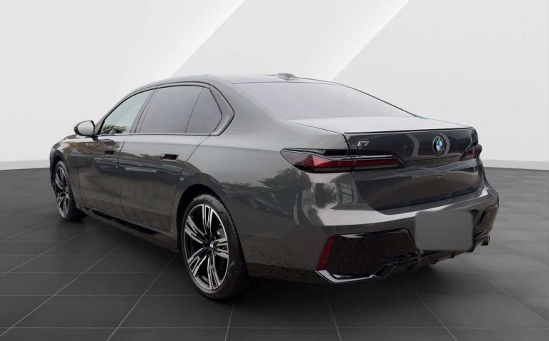 BMW i7 xDrive60 M Sport - photo 4